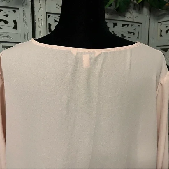 JUICY COUTURE CRAZY CUTE LIGHT PINK WITH GEMS ASYMMETRICAL HEM LONG SLEEVE TOP - Picture 7 of 9